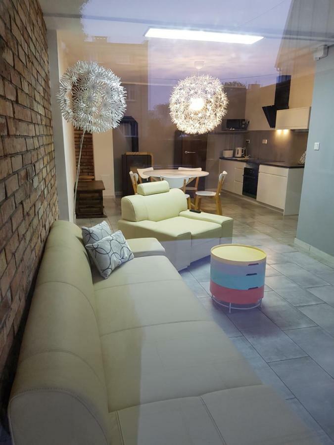 Villa Koffi Apartments 16 Plus 푸크 외부 사진